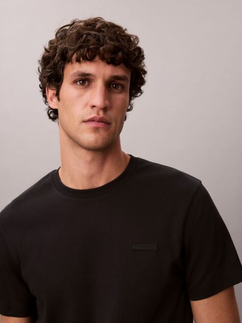 Μαύρο T-Shirt Με Slim Γραμμή Από Βαμβάκι Με Logo Patch  Άνδρας