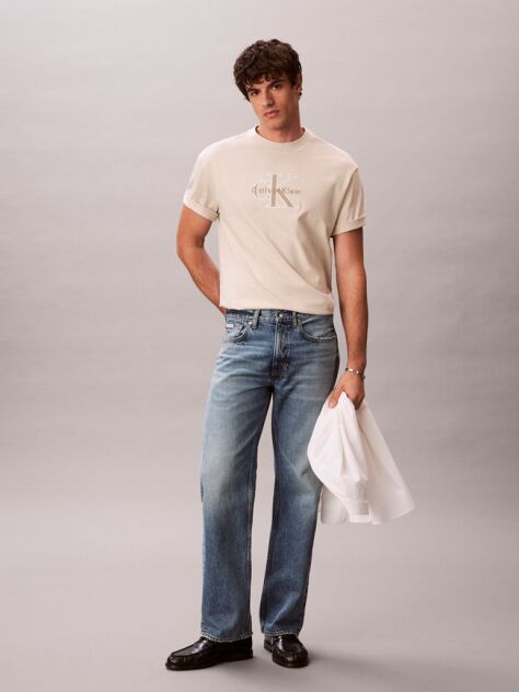Λευκό T-shirt Με Άνετη Γραμμή Και Λογότυπο Appliqué  Άνδρας