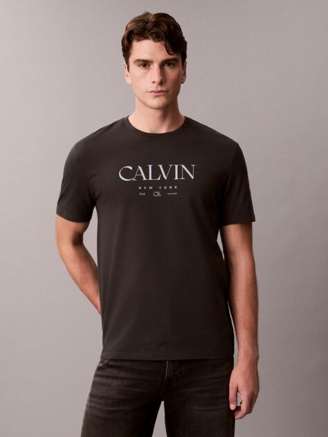 Μαύρο T-shirt Με Γραφικό Τύπωμα Και Κανονική Λαιμόκοψη  Άνδρας