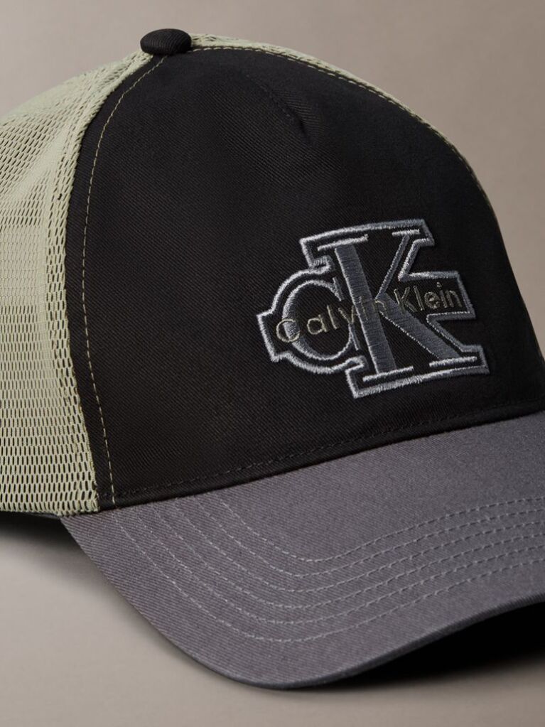 Black Twill Logo Embroidery Trucker Cap  Men
