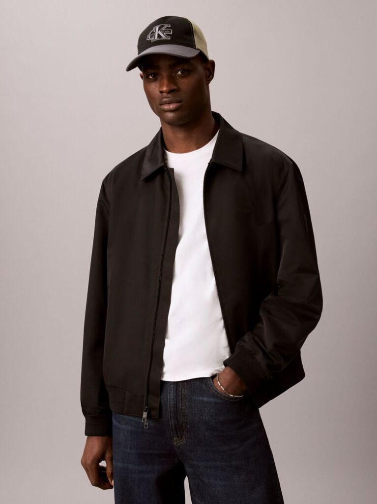 Black Twill Logo Embroidery Trucker Cap  Men