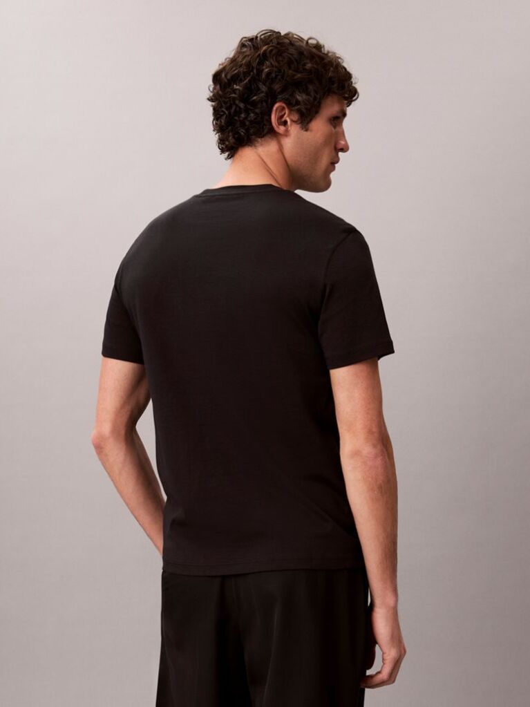 Μαύρο T-Shirt Με Slim Γραμμή Από Βαμβάκι Με Logo Patch  Άνδρας