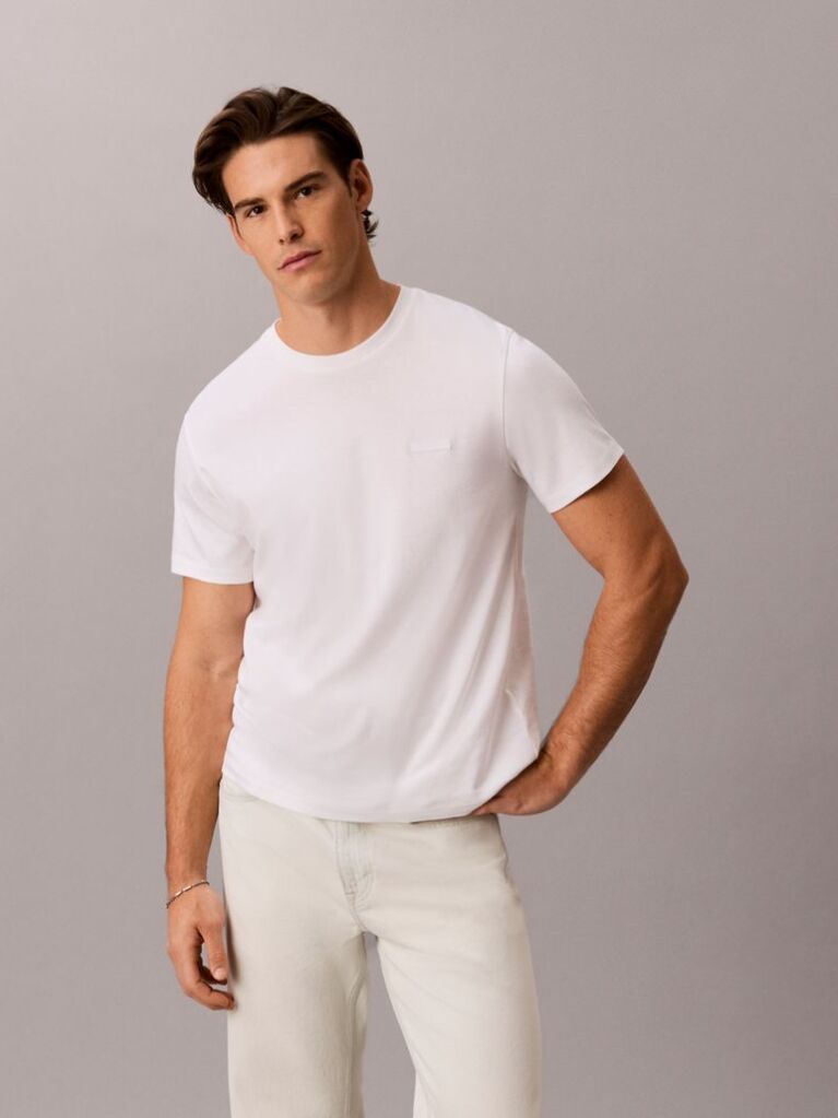 Λευκό T-Shirt Με Slim Γραμμή Από Βαμβάκι Με Logo Patch  Άνδρας