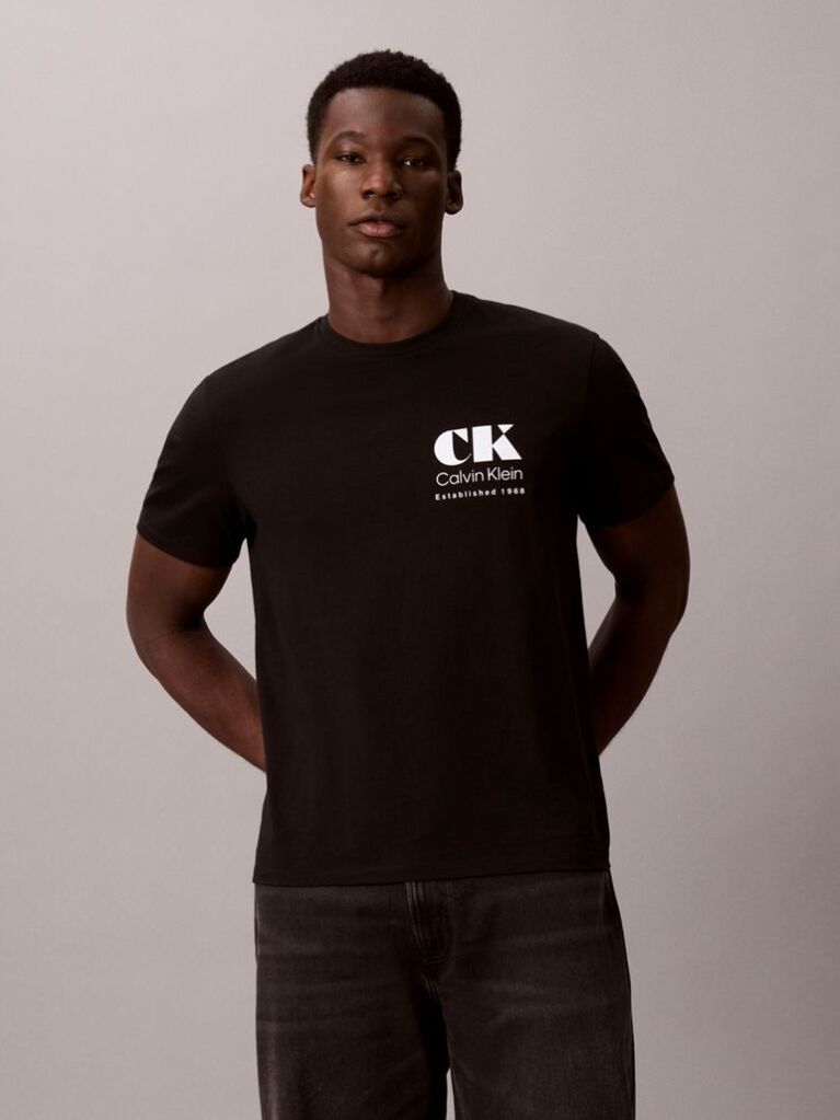 Μαύρο T-Shirt Με Γραφικό Λογότυπο Και Στρογγυλή Λαιμόκοψη  Άνδρας