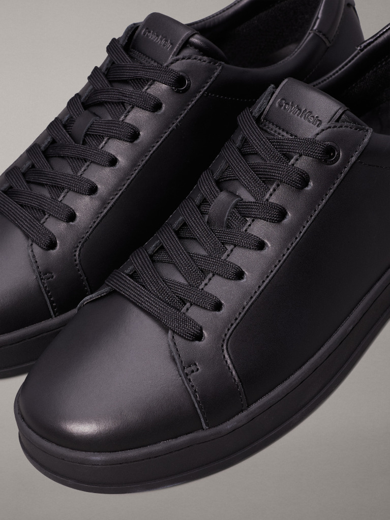 Black Leather Trainers  Men