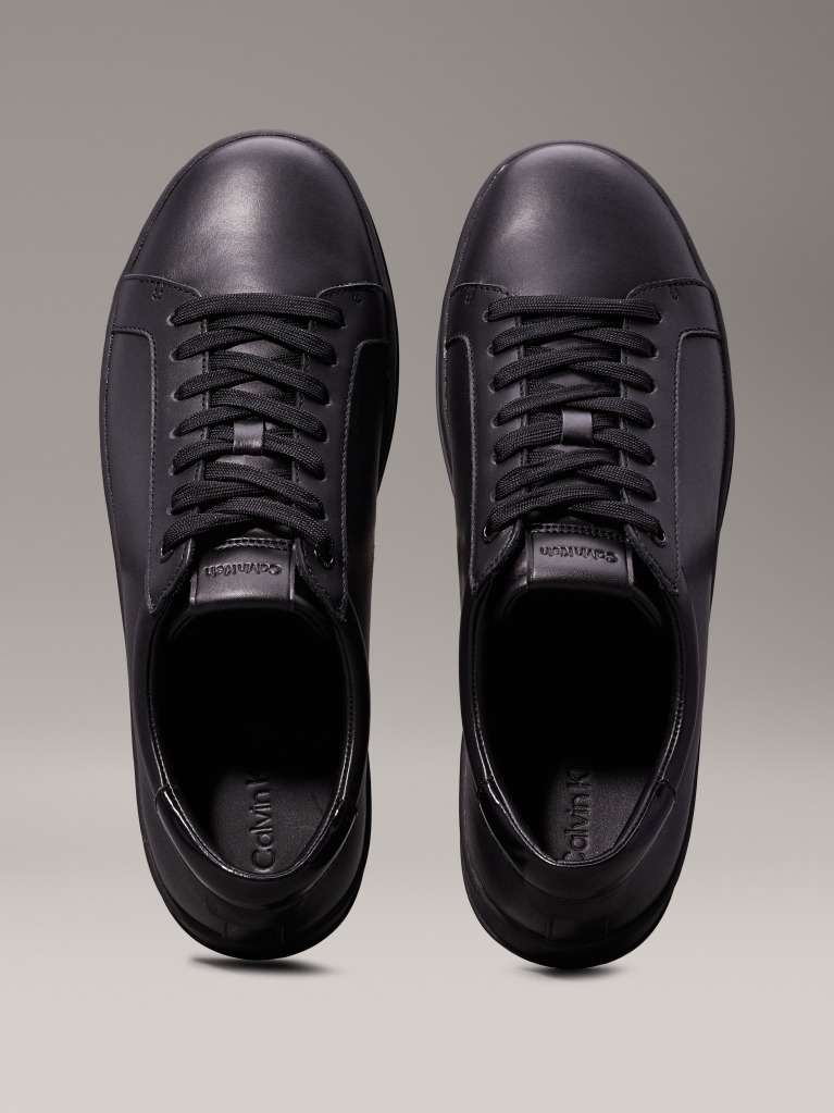 Black Leather Trainers  Men
