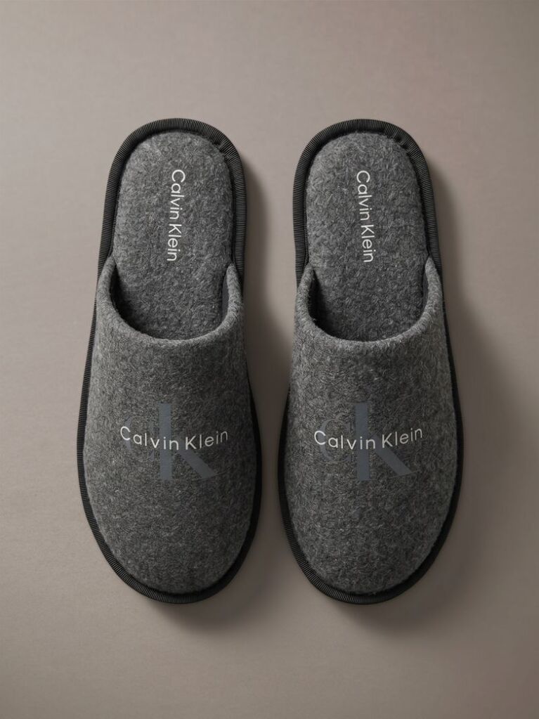 Black Felt Signature Hotel Slippers  Men