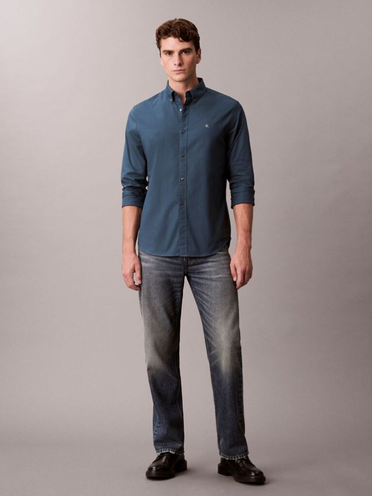 Blue Solid Classic Oxford Button-Down Shirt  Men